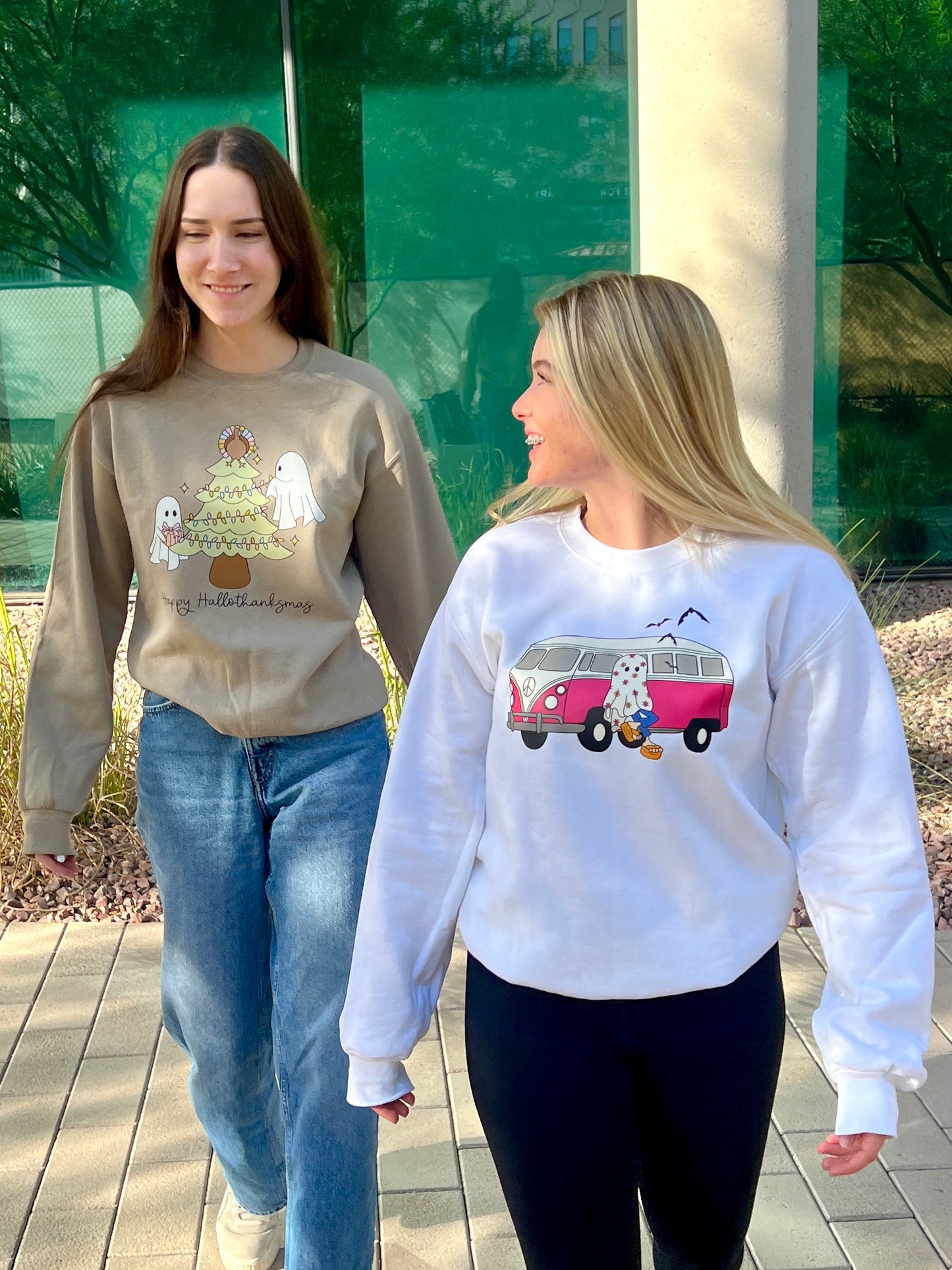 Lizzie Mcguire Ghost Screen Printed Crewneck 🧡🩷