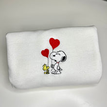 Load image into Gallery viewer, Snoopy Balloon Embroidered Crewneck
